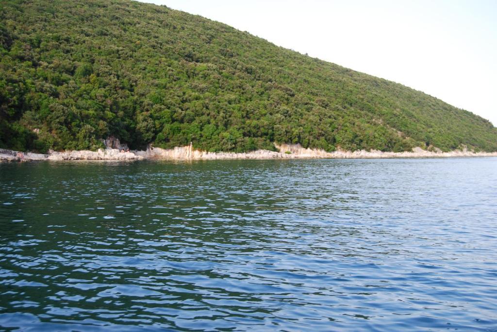 Hotel Carmen Peruški Dış mekan fotoğraf