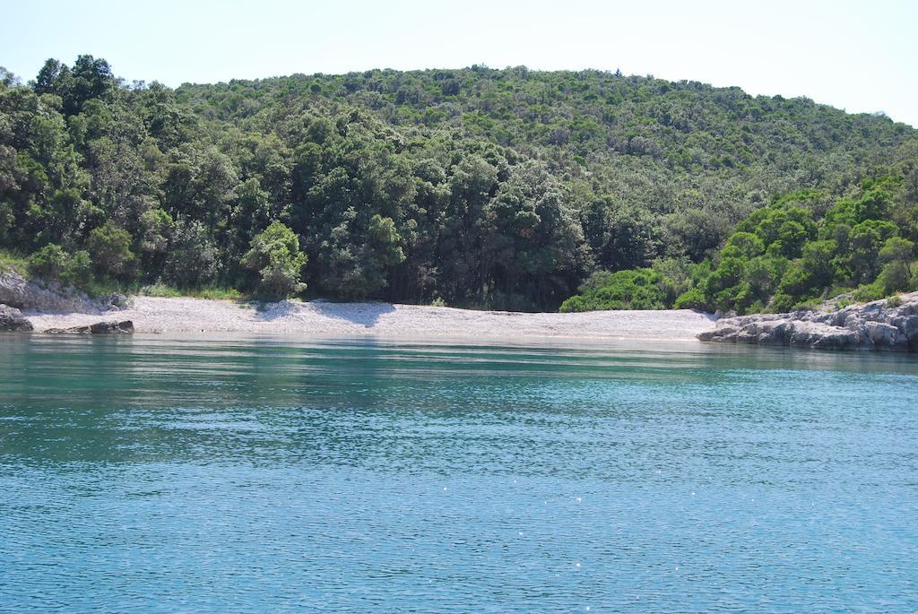 Hotel Carmen Peruški Dış mekan fotoğraf